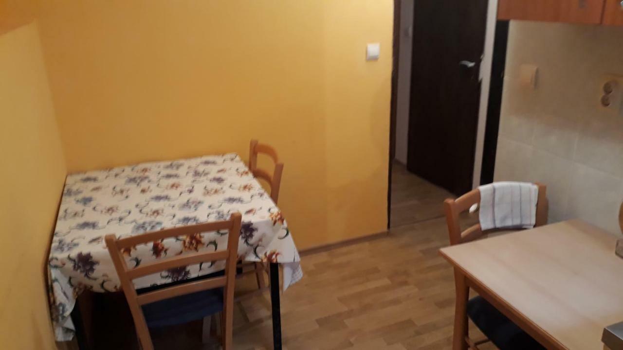 Vila Ruska Prcanj Exterior photo
